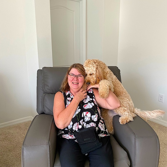 Meet your Posher, Donna - Picture 1 of 1